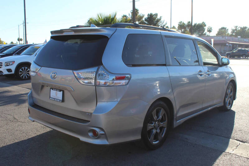 2018 Toyota Sienna