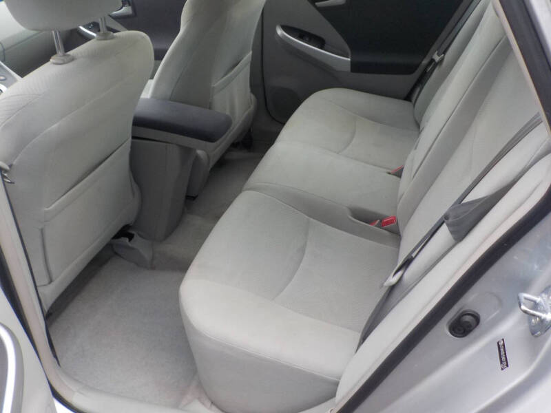 2010 Toyota Prius II