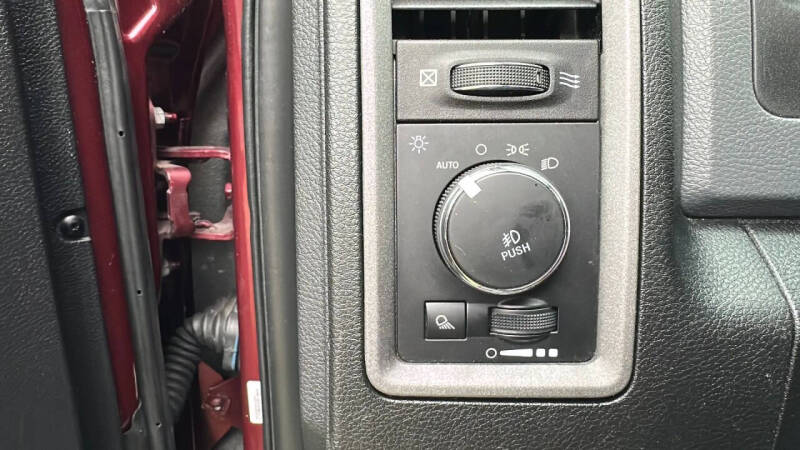 2017 RAM 1500 Express