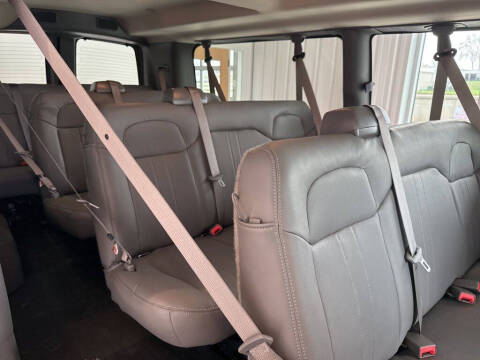 2025 Chevrolet Express LS 3500