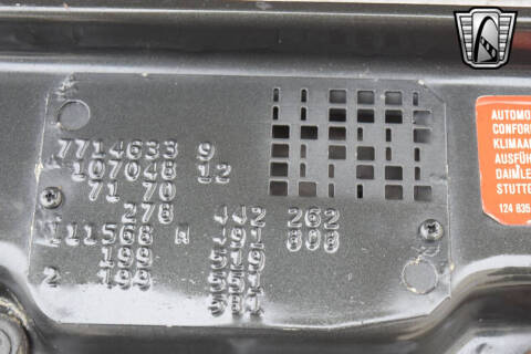 1988 Mercedes-Benz 560-Class 560 SL