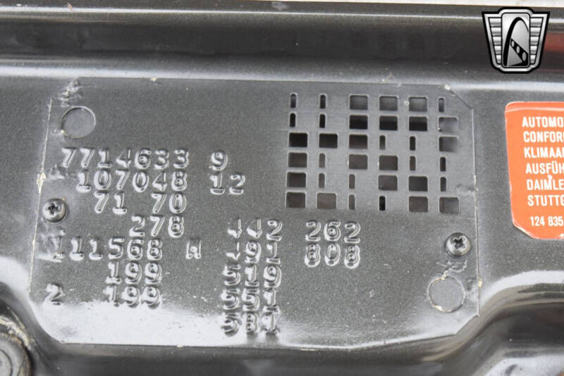 1988 Mercedes-Benz 560-Class 560 SL