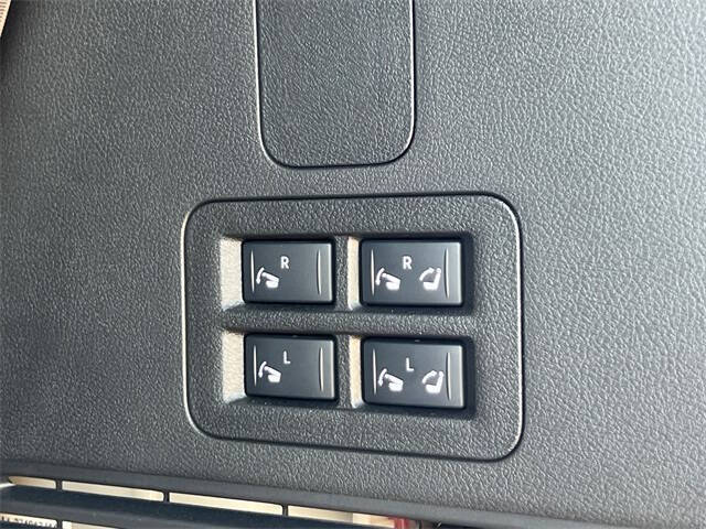 2025 Nissan Armada Platinum