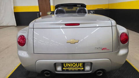 2005 Chevrolet SSR LS