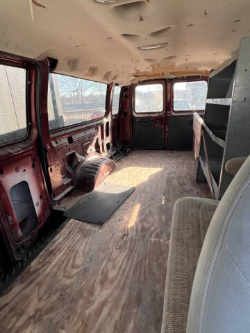 2005 Ford E-Series E-250