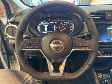 2025 Nissan Versa SR