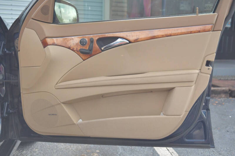 2009 Mercedes-Benz E-Class E 350 4MATIC