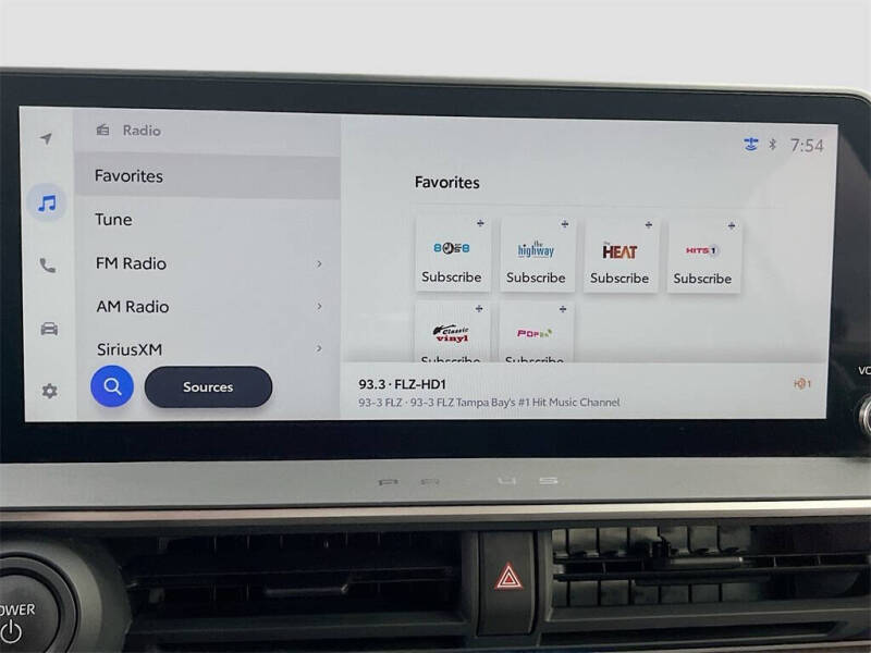 2024 Toyota Prius XLE