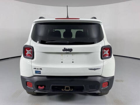 2017 Jeep Renegade Deserthawk