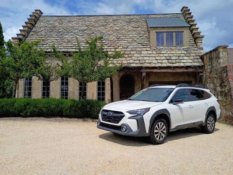 2023 Subaru Outback Premium