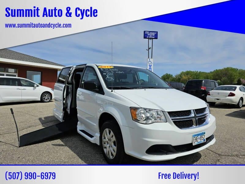 2017 Dodge Grand Caravan for sale at Summit Auto & Cycle in Zumbrota MN
