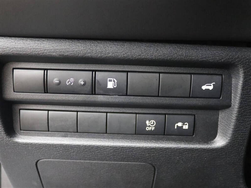 2024 Mitsubishi Outlander PHEV SE