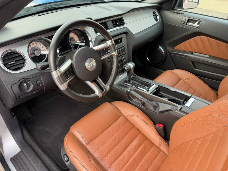 2012 Ford Mustang V6 Premium