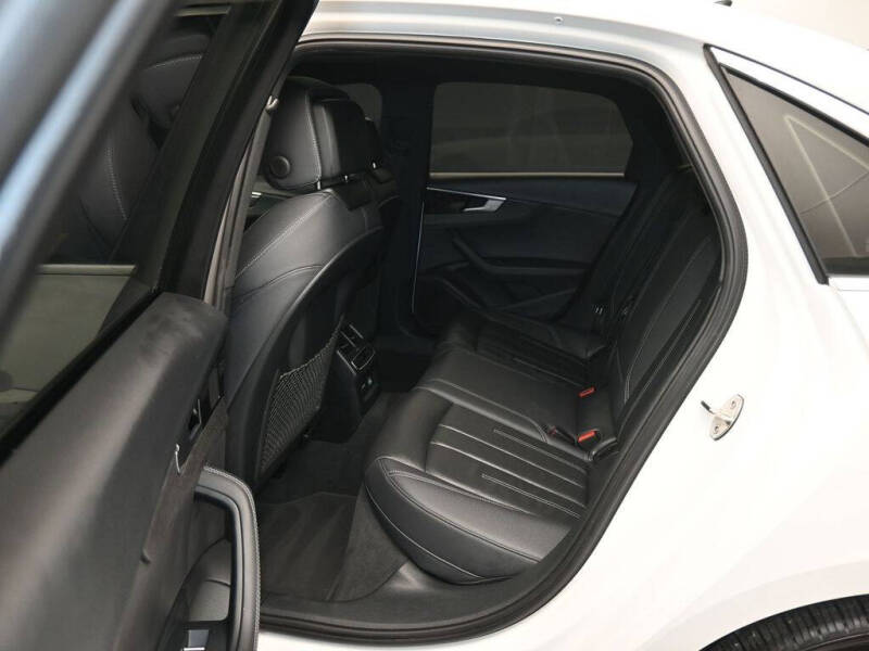 2023 Audi A4 quattro S line Prem Plus 45 TFSI