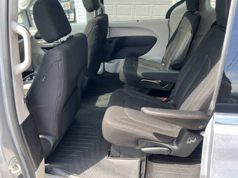2020 Chrysler Pacifica Touring