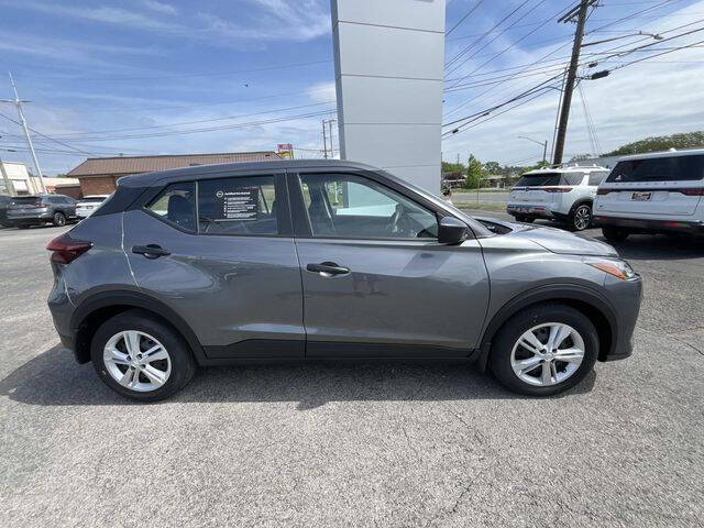 2025 Nissan Kicks Play S