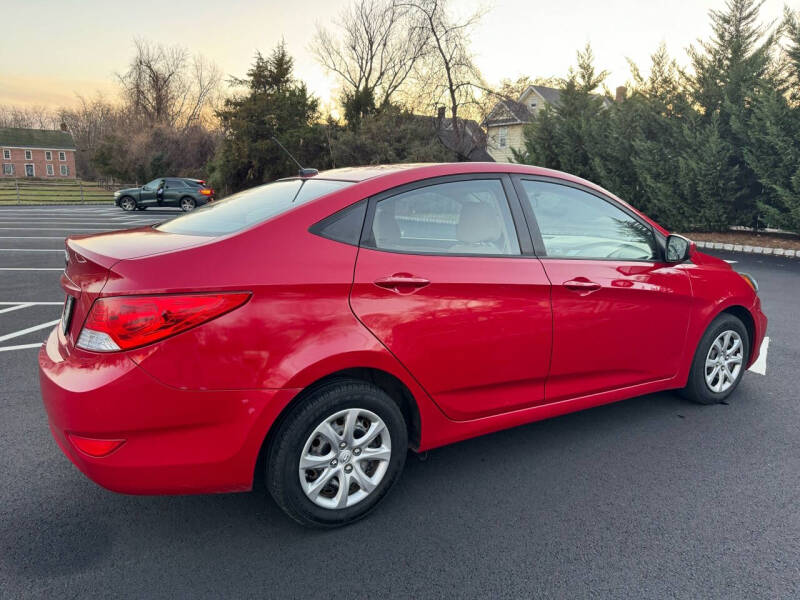 2014 Hyundai Accent GLS photo 13