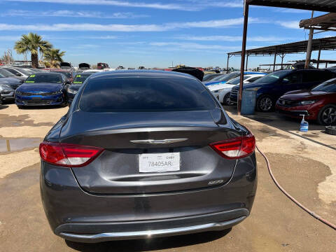2015 Chrysler 200 Limited