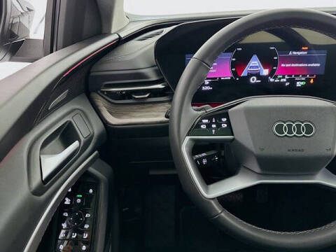 2025 Audi Q5 quattro Premium Plus TFSI