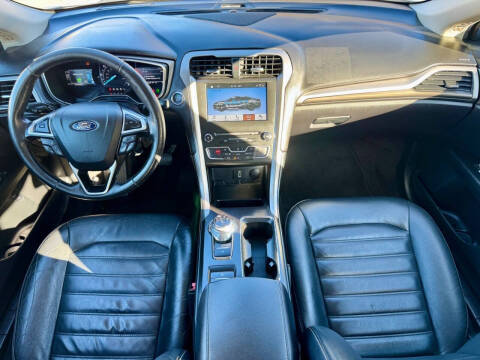 2018 Ford Fusion Hybrid SE