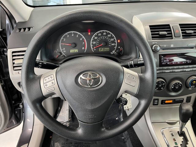 2011 Toyota Corolla LE