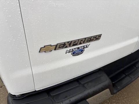 2021 Chevrolet Express 2500