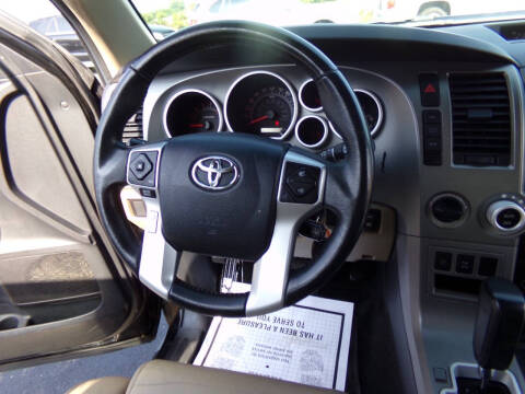 2015 Toyota Sequoia SR5