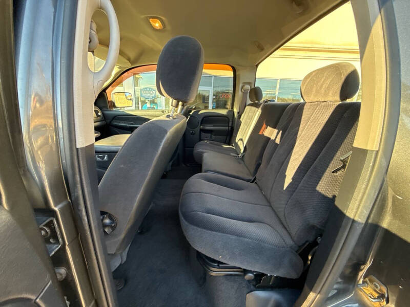 2004 Dodge Ram 3500 SLT