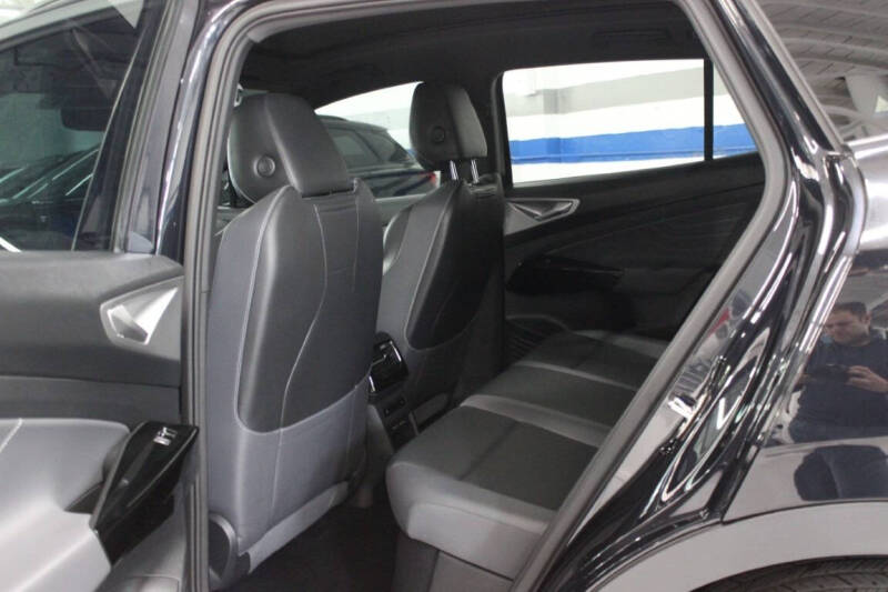 2023 Volkswagen ID.4 Pro S Plus