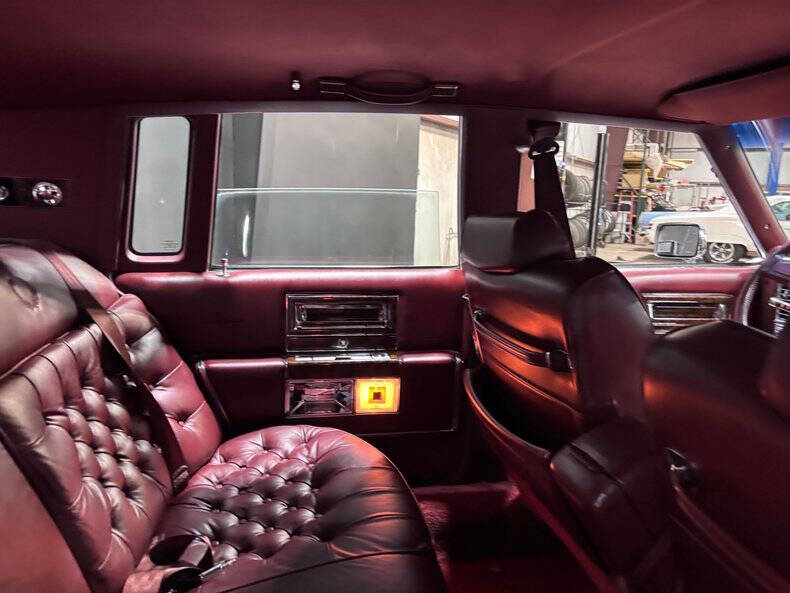 1990 Cadillac Brougham