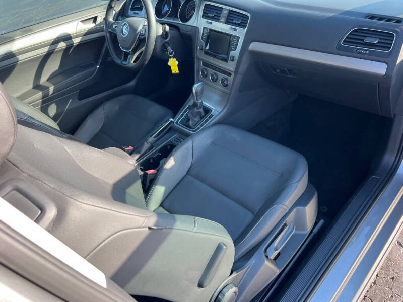 2015 Volkswagen Golf TSI S