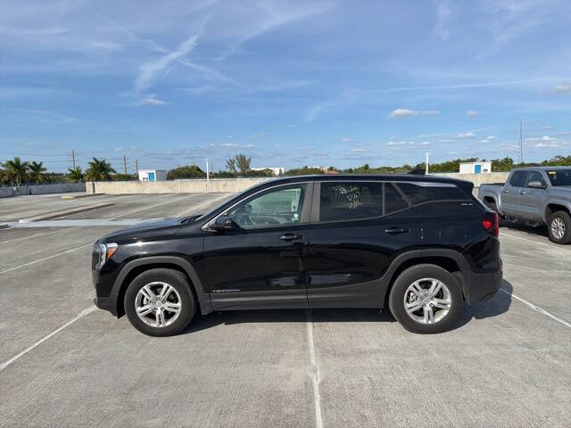 2024 GMC Terrain SLE