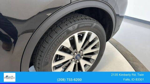 2020 Ford Escape Titanium