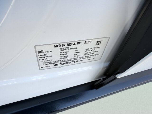 2023 Tesla Model X Standard Range