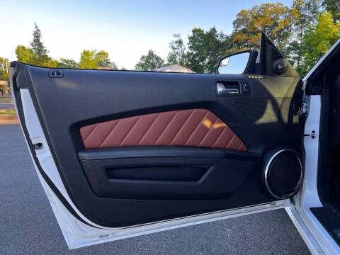 2014 Ford Mustang V6