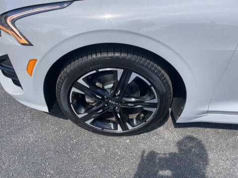 2023 Kia K5