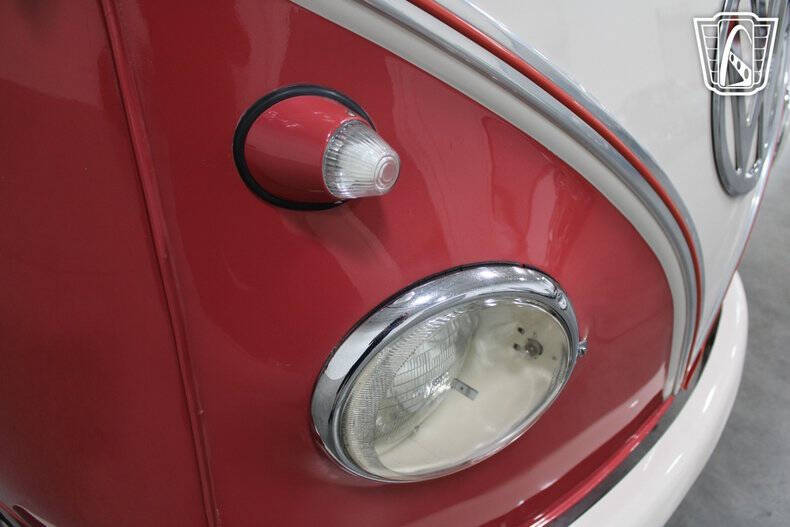 1961 Volkswagen Bus