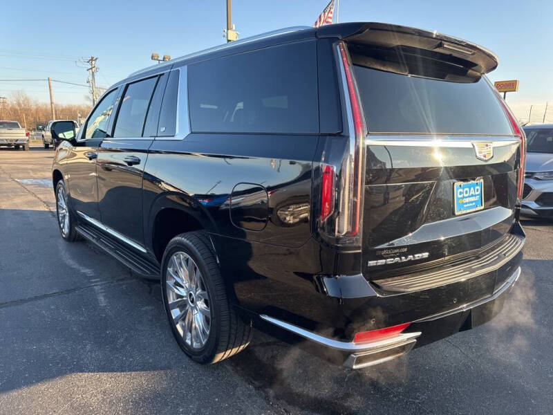 2023 Cadillac Escalade ESV Premium Luxury