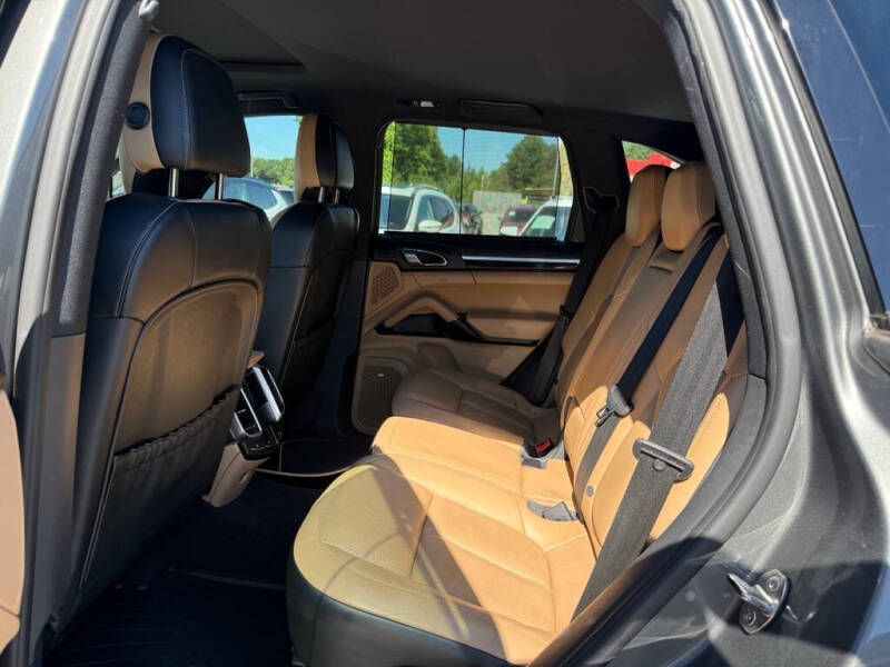 2014 Porsche Cayenne