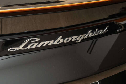 2024 Lamborghini Urus S