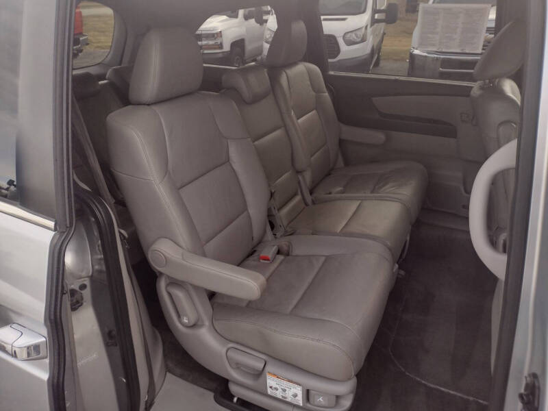 2012 Honda Odyssey EX-L photo 17