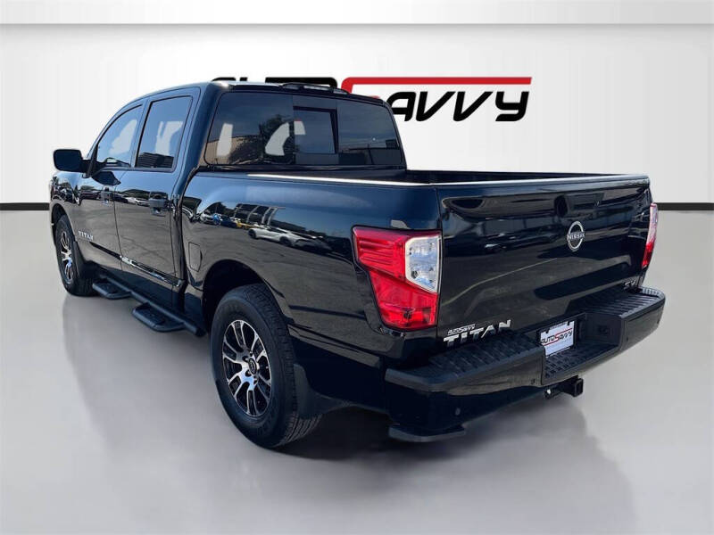 2024 Nissan Titan SV