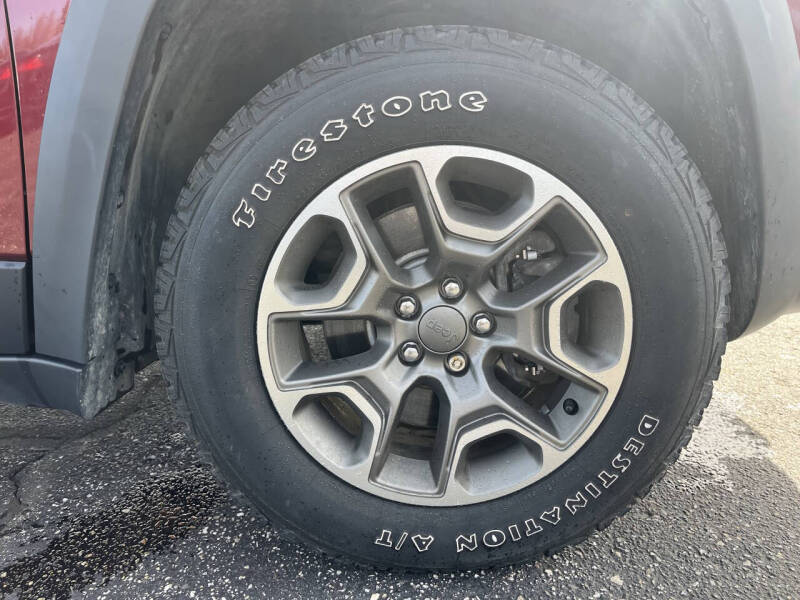 2020 Jeep Cherokee Trailhawk