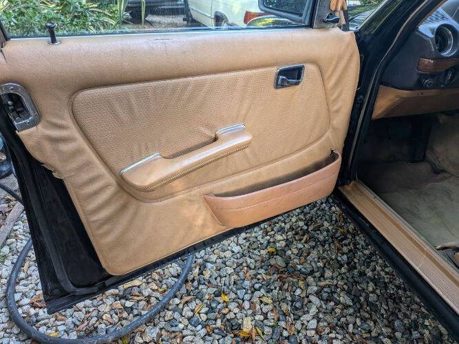 1982 Mercedes-Benz 300-Class