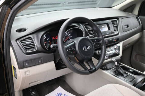 2018 Kia Sedona L