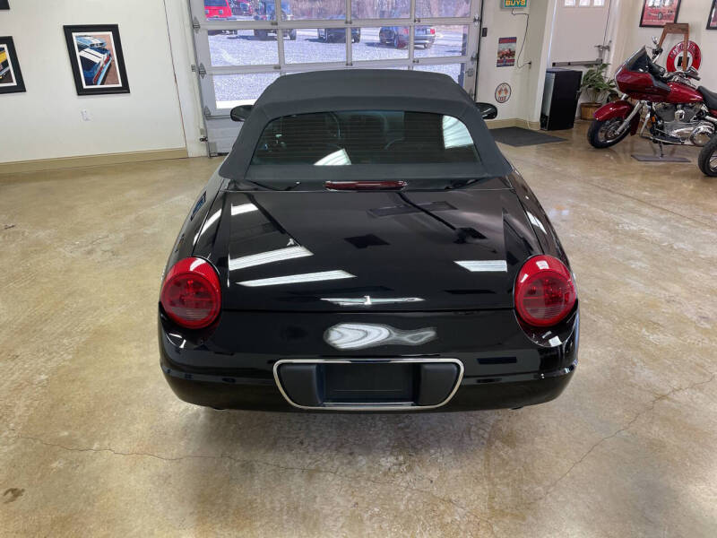 2002 Ford Thunderbird Deluxe