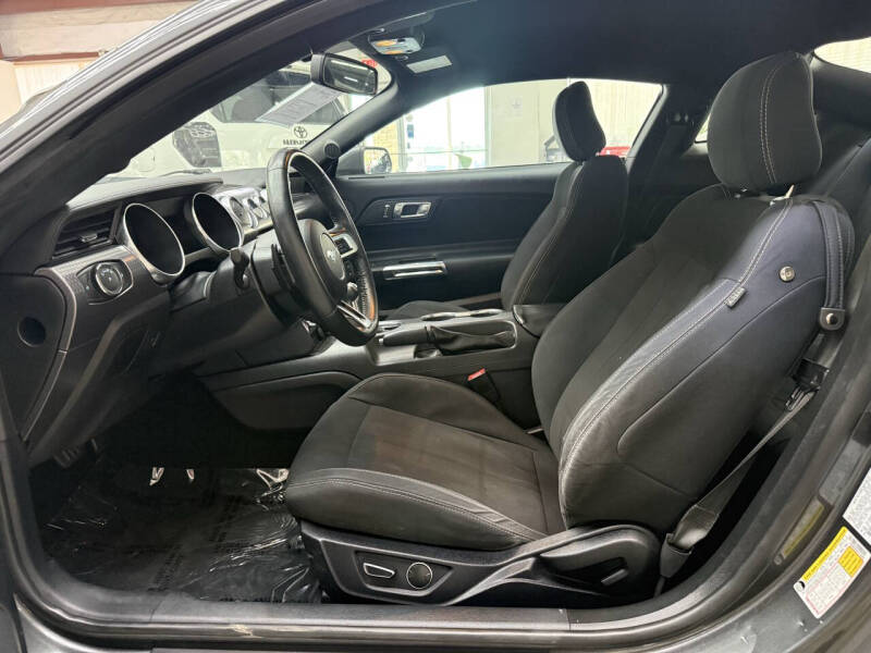 2019 Ford Mustang