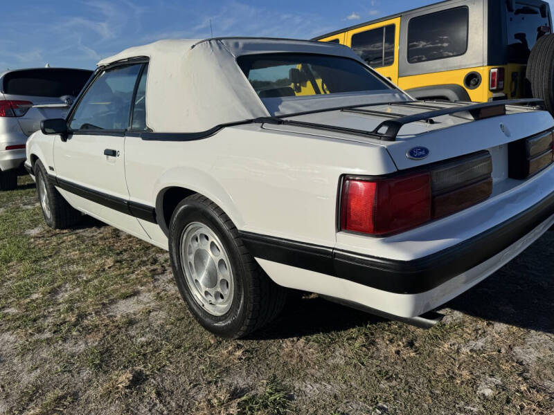 1990 Ford Mustang LX 5.0