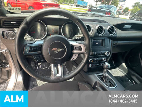 2022 Ford Mustang EcoBoost