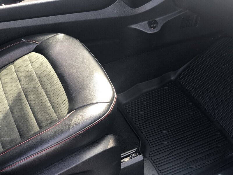 2022 Ford Edge ST-Line